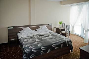 Фото номера Двухместный номер с 2 отдельными кроватями Отель Hotel Podkowa г. Плоцк 4