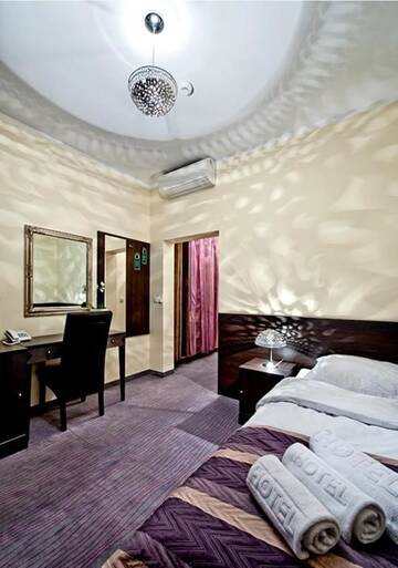 Фото номера Двухместный номер с 1 кроватью Отель Hotel Willa Adriana г. Плоцк 6